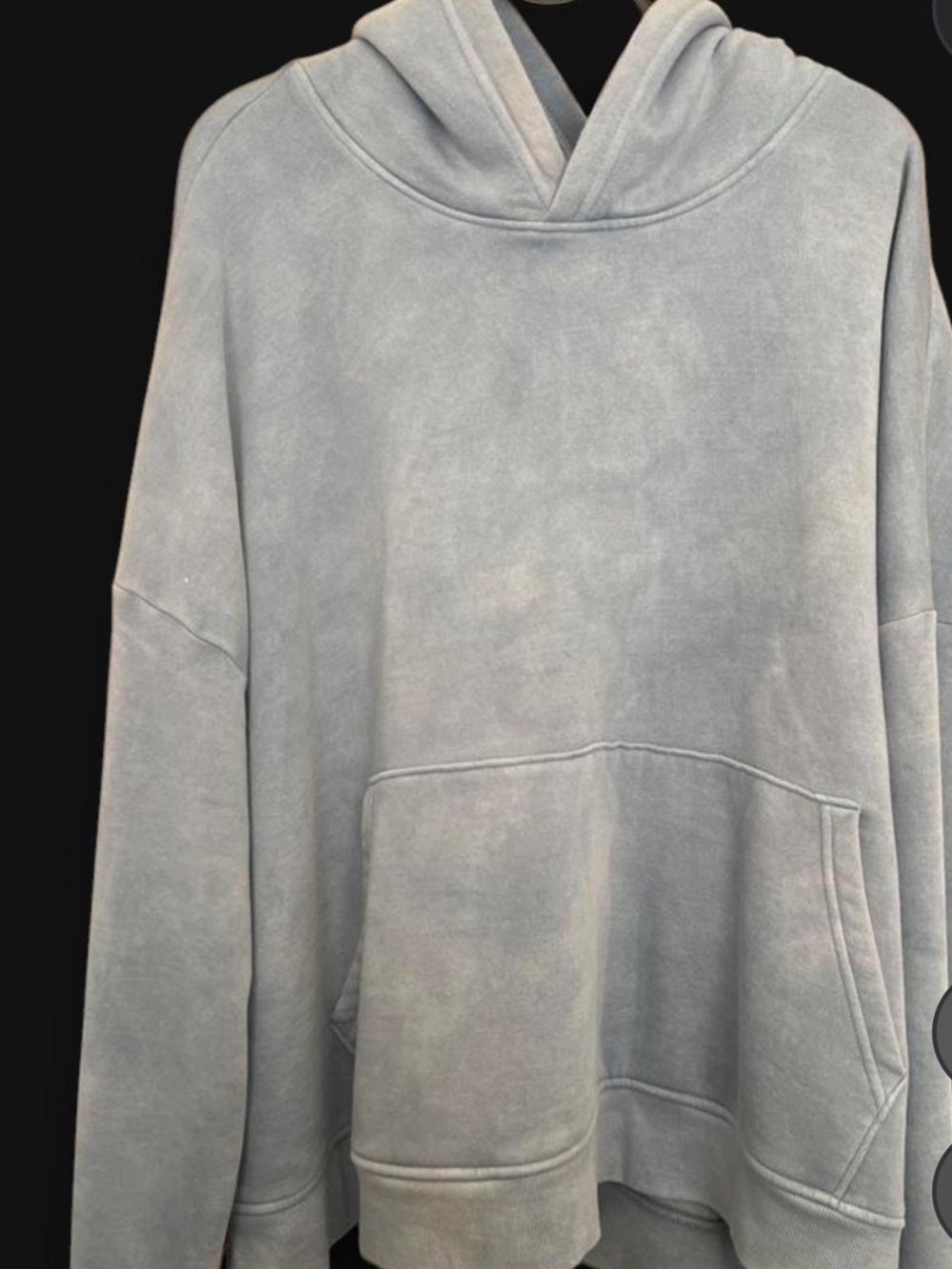 Cozy Oversized Hooded Sweatshirt in Light blue